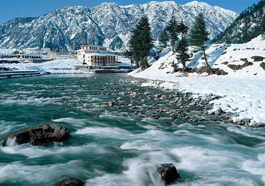 Swat-valley-beauty-1024x721